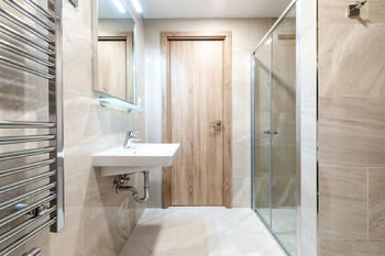 Pronájem bytu 1+kk v osobním vlastnictví 38 m², Praha 8 - Libeň