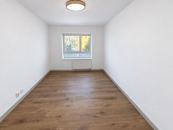 Pronájem bytu 3+kk v osobním vlastnictví 46 m², Milovice