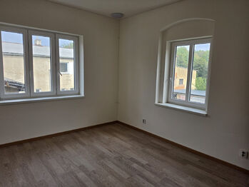 Prodej domu 240 m², Žlutice