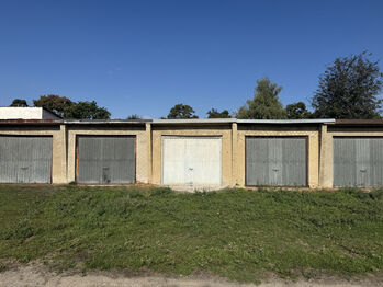 Prodej garáže 24 m², Lednice