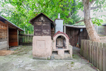 Prodej pozemku 435 m², Litvínov