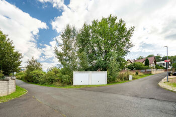 Prodej pozemku 1432 m², Jenišov