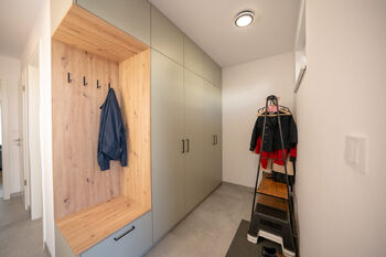 Pronájem domu 161 m², Praha 8 - Březiněves
