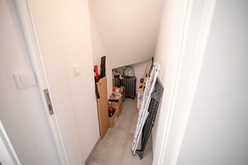 Pronájem domu 161 m², Praha 8 - Březiněves