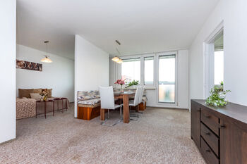 Prodej bytu 3+1 v osobním vlastnictví 66 m², Praha 8 - Bohnice