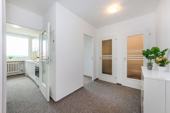 Prodej bytu 3+1 v osobním vlastnictví 66 m², Praha 8 - Bohnice