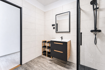 Koupelna 2.NP - Prodej domu 218 m², Stará Huť