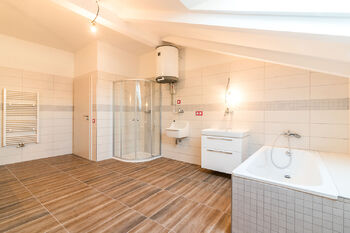 Pronájem bytu 3+kk v osobním vlastnictví 141 m², Praha 5 - Smíchov