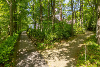 Prodej ubytovacího zařízení 1500 m², Karlovy Vary