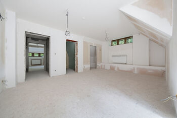 Prodej ubytovacího zařízení 1500 m², Karlovy Vary