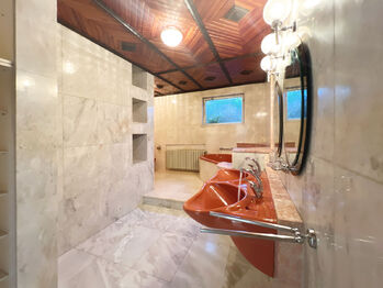 Prodej domu 280 m², Praha 5 - Smíchov