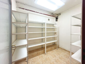 Prodej domu 280 m², Praha 5 - Smíchov