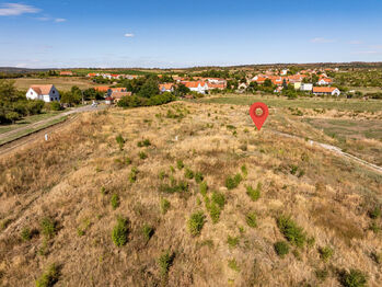 Prodej pozemku 919 m², Havraníky