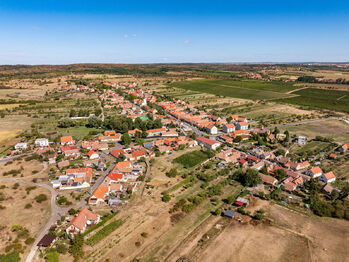 Prodej pozemku 919 m², Havraníky