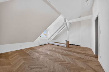 Prodej bytu 3+kk v osobním vlastnictví 80 m², Praha 4 - Podolí