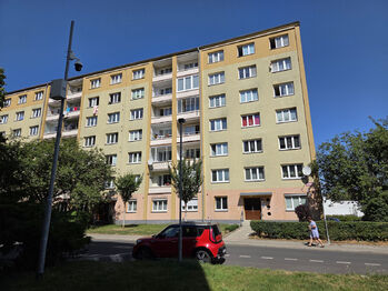 foto domu - Prodej bytu 2+1 v osobním vlastnictví 55 m², Karlovy Vary