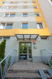 Prodej bytu 3+1 v osobním vlastnictví 70 m², Praha 4 - Chodov
