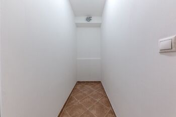 Prodej bytu 2+kk v osobním vlastnictví 64 m², Praha 10 - Uhříněves