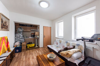 Rodinný dům Rotalova, Brno, se 3 bytovými jednotkami a zahradou - Prodej nájemního (činžovního) domu 208 m², Brno