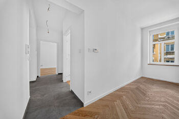 Prodej bytu 3+kk v osobním vlastnictví 60 m², Praha 4 - Podolí