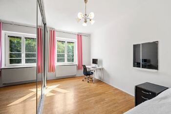 Prodej bytu 3+1 v osobním vlastnictví 80 m², Praha 2 - Nusle