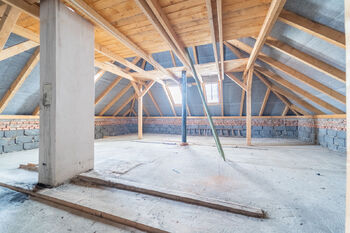 Půdní prostor - Prodej domu 172 m², Krakovany