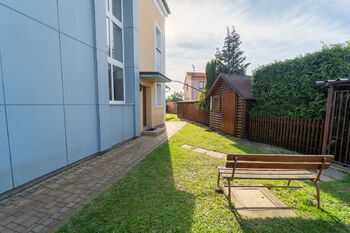 Vstup do domu - Prodej domu 172 m², Krakovany