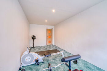 Prodej domu 220 m², Pernarec