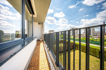 Prodej bytu 2+kk v osobním vlastnictví 56 m², Praha 9 - Vysočany