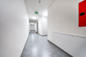 Prodej bytu 2+kk v osobním vlastnictví 56 m², Praha 9 - Vysočany