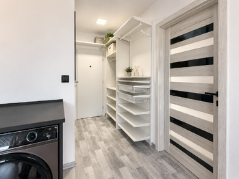 Prodej bytu 1+1 v osobním vlastnictví 35 m², Karlovy Vary