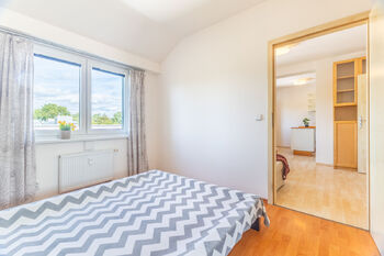 Ložnice - Prodej bytu 2+kk v osobním vlastnictví 43 m², Dobřichovice