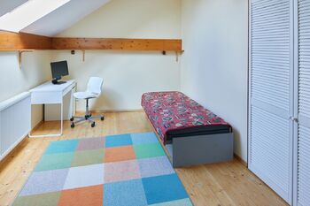 Pronájem domu 100 m², Hostivice