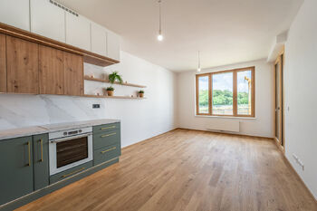 Pronájem bytu 2+kk v osobním vlastnictví 54 m², Praha 5 - Radlice
