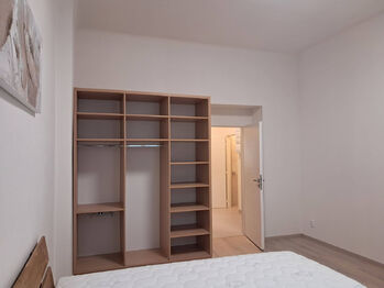 Pronájem bytu 3+kk v osobním vlastnictví 65 m², Praha 3 - Žižkov