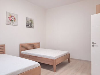 Pronájem bytu 3+kk v osobním vlastnictví 65 m², Praha 3 - Žižkov