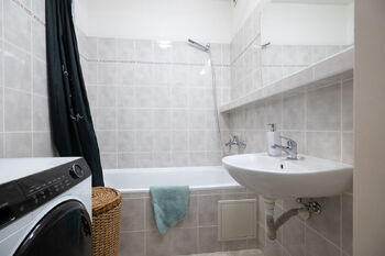 Prodej bytu 3+1 v osobním vlastnictví 74 m², Praha 6 - Řepy