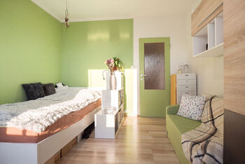 Prodej bytu 3+1 v osobním vlastnictví 74 m², Praha 6 - Řepy