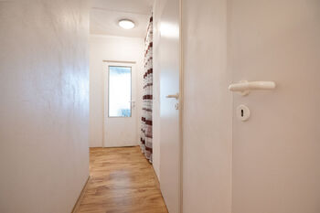 Prodej bytu 3+1 v osobním vlastnictví 74 m², Praha 6 - Řepy