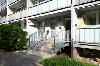 Prodej bytu 3+1 v osobním vlastnictví 74 m², Praha 6 - Řepy