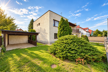 Prodej domu 250 m², Kochánky