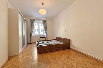 Pronájem bytu 2+kk v osobním vlastnictví 42 m², Praha 9 - Libeň