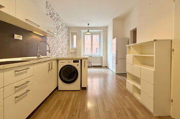 Pronájem bytu 2+kk v osobním vlastnictví 42 m², Praha 9 - Libeň