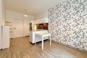 Pronájem bytu 2+kk v osobním vlastnictví 42 m², Praha 9 - Libeň
