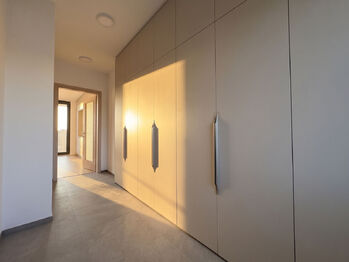 Pronájem bytu 2+kk v osobním vlastnictví 46 m², Praha 9 - Libeň