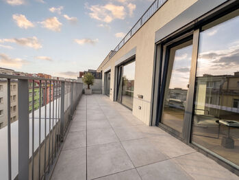 Pronájem bytu 2+kk v osobním vlastnictví 53 m², Praha 9 - Libeň