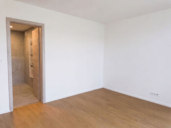Pronájem bytu 2+kk v osobním vlastnictví 53 m², Praha 9 - Libeň