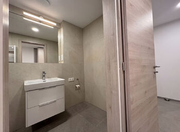 Pronájem bytu 1+kk v osobním vlastnictví 39 m², Praha 9 - Libeň