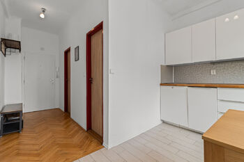 Prodej bytu 1+1 v osobním vlastnictví 45 m², Praha 10 - Strašnice