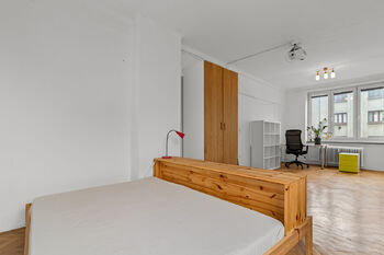 Prodej bytu 1+1 v osobním vlastnictví 45 m², Praha 10 - Strašnice